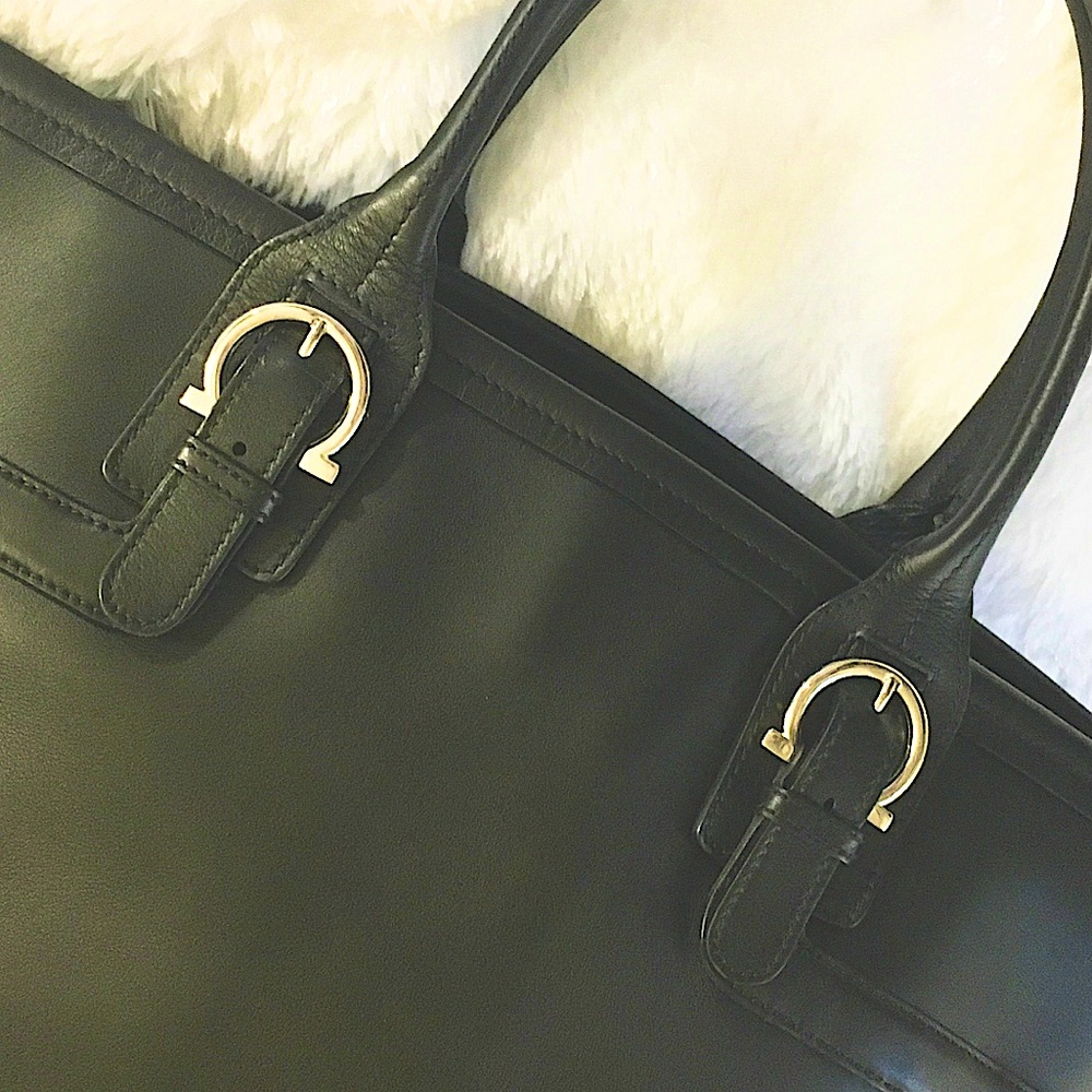 Sleek Ferragamo Leather Business Tote, Nero, Large 17W 16.5H 6.5D